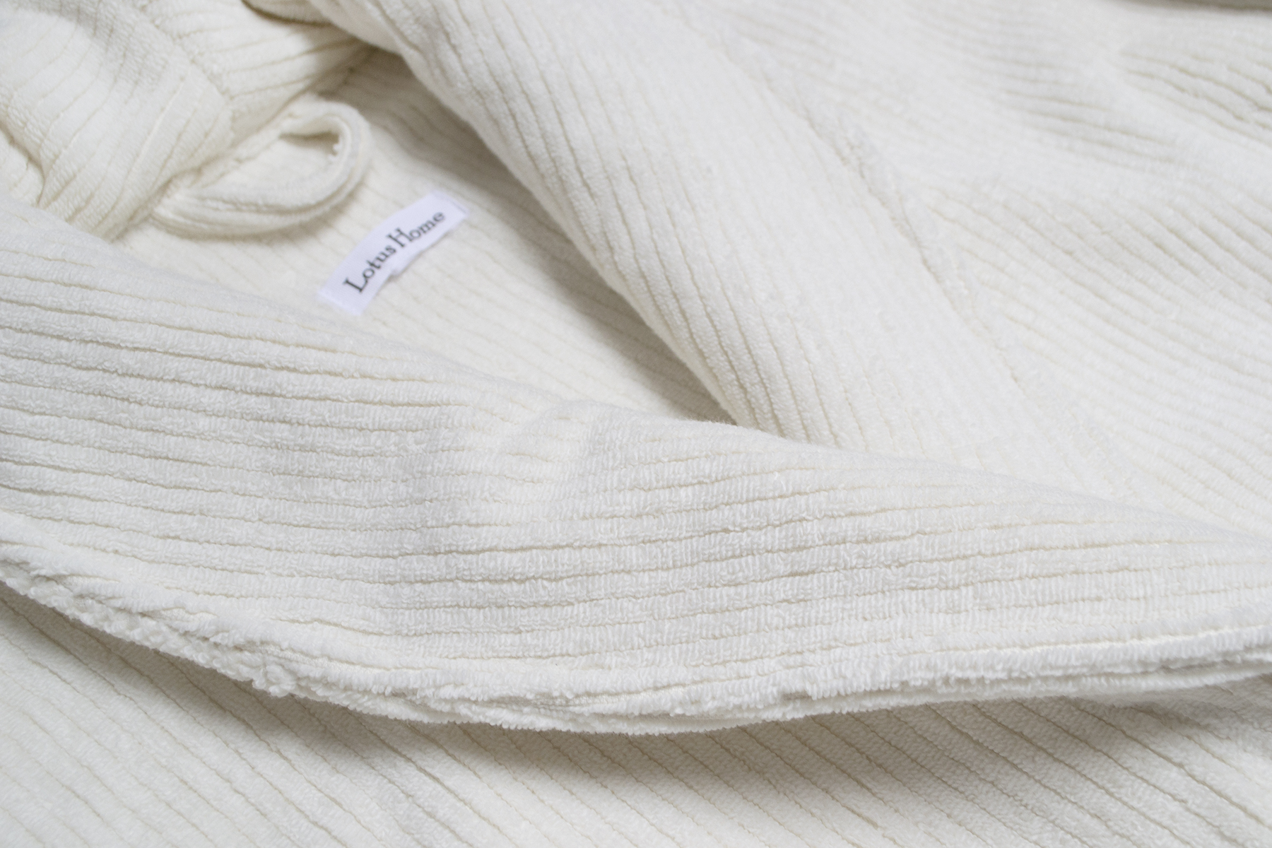 Халат unisex Lotus Home - Bold New Microcotton off white махровий XL - фото 5