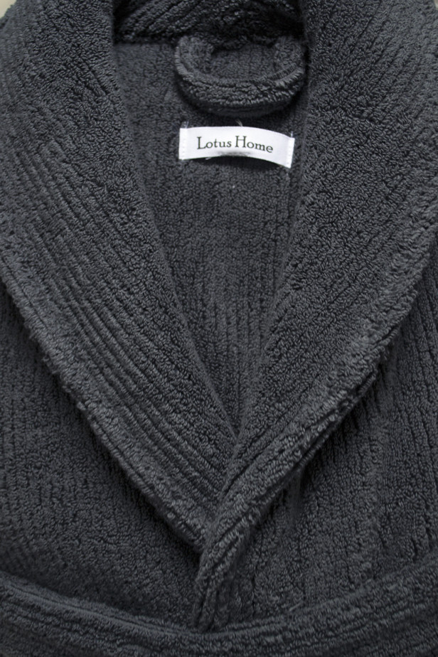 Халат Lotus Home - Bold New Microcotton antrasit махровий (M) - фото 4